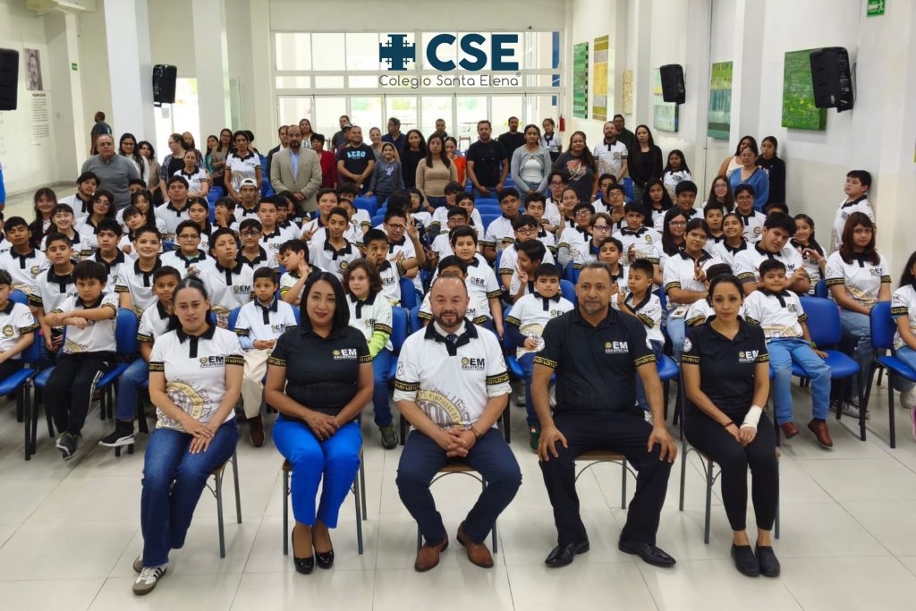 Entrega de playeras de identidad a los #MatemAtletas de la Olimpiada Estatal de Zacatecas